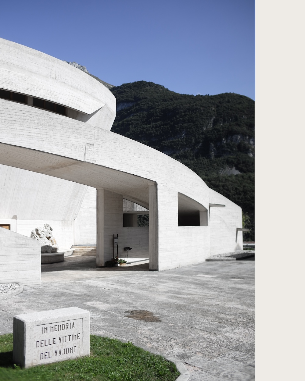 Chiesa di Santa Maria Immacolata, Giovanni Michelucci, 1975-84, Longarone, IT